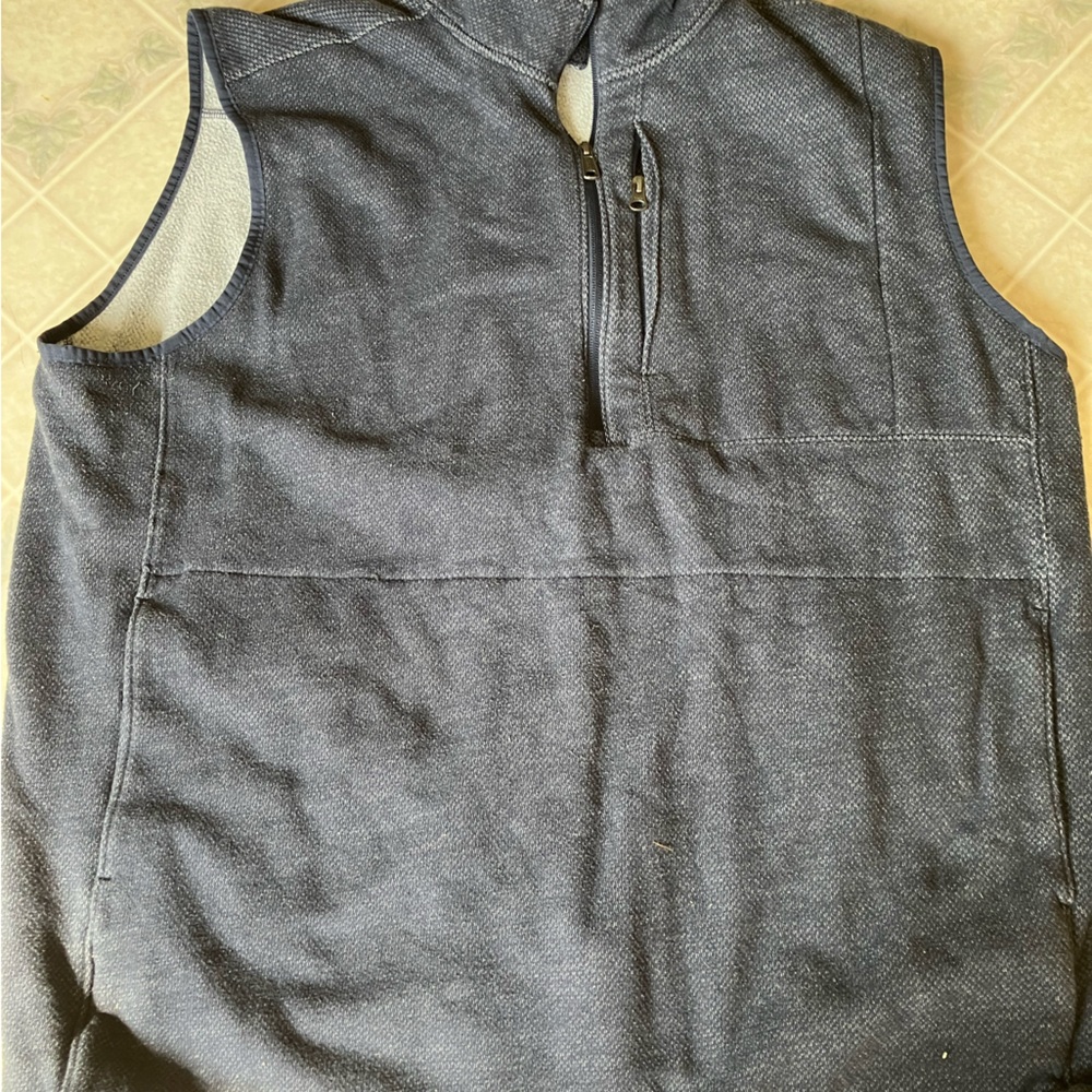 Duluth trading Co 1/2 zip Threshold Fleece vest blue soft - Picture 2 of 5